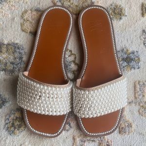 Pearl White Sandals Size 9
